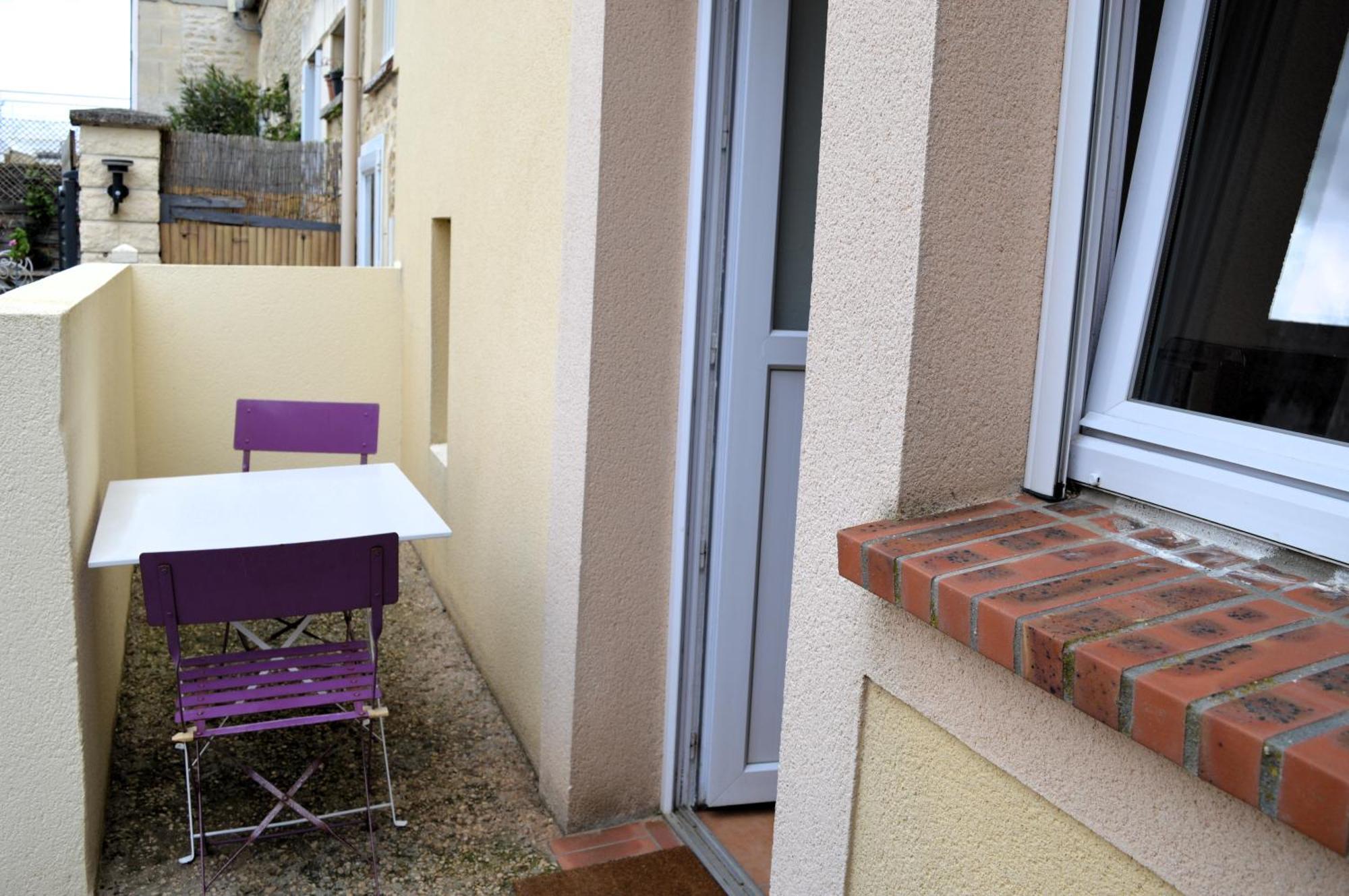 Hébergement de vacances Chez Fabienne, Maison Avec Petite Terrasse Privee *